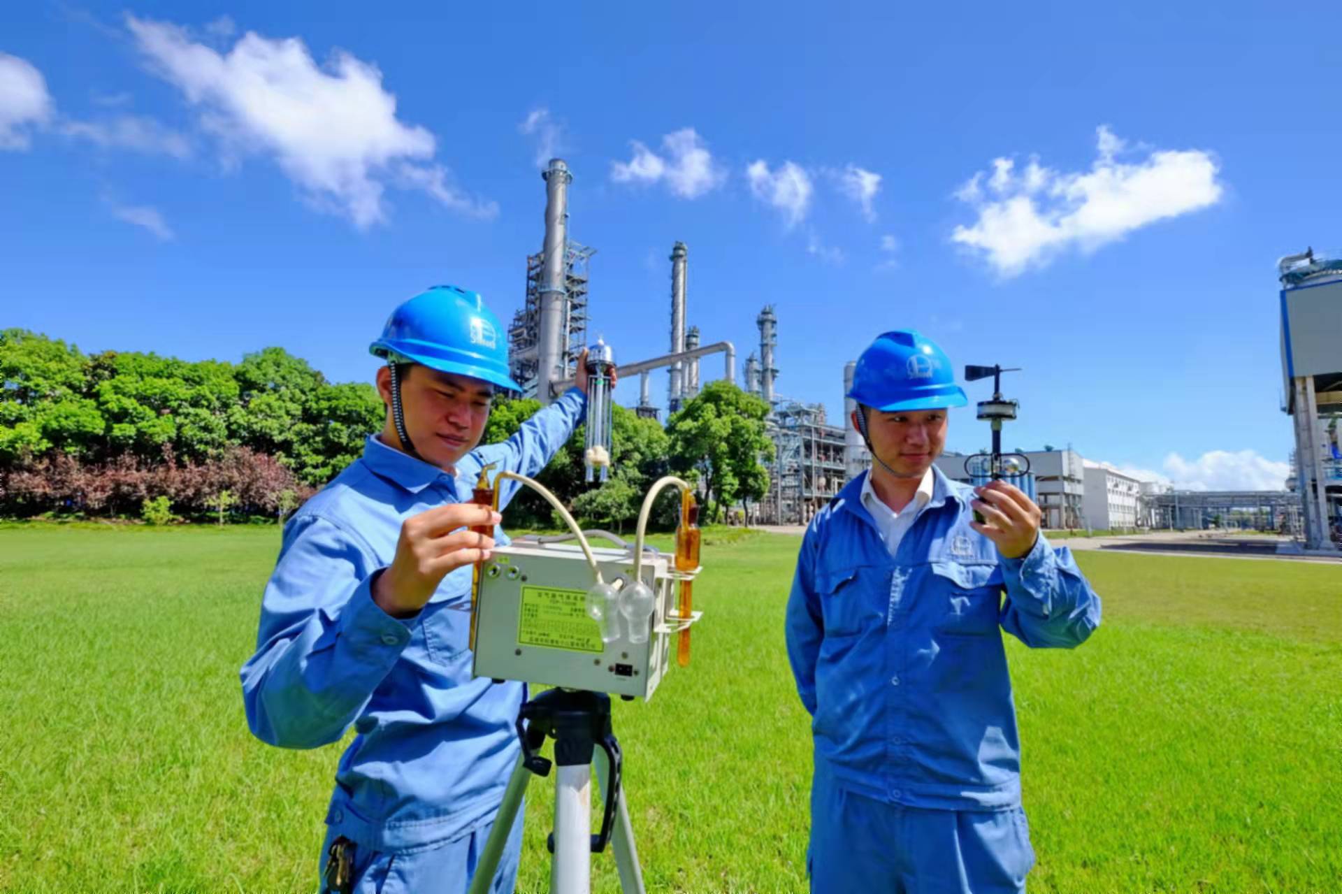 中国石化发布2023年度社会责任报告 发布第二批“十大社会责任示范项目”
