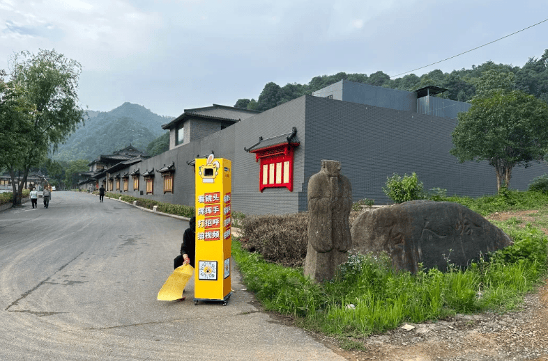 “数字样板工程”实践案例：千机科技无人机蜂群技术赋能城市文旅创新发展