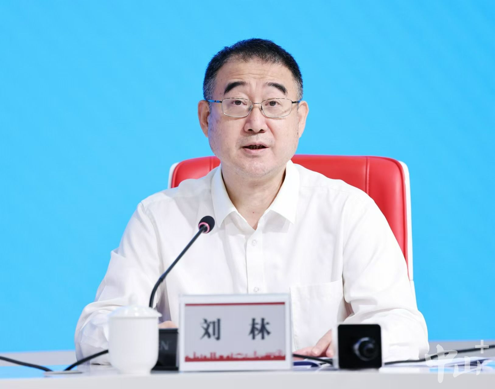 拥有“如意行”驾乘险,出行更顺畅!,人保护你周全_2025年果味啤酒行业发展趋势及供需分析