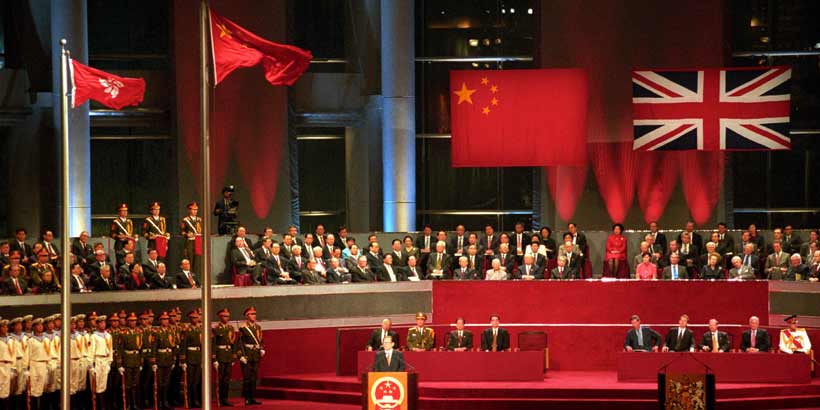 岑浩辉宣誓就任澳门行政长官