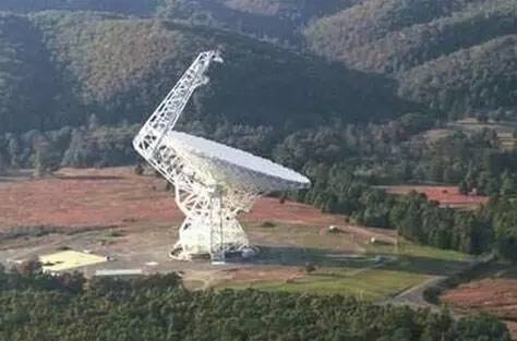 新研究确认一个快速射电暴来自中子星磁层