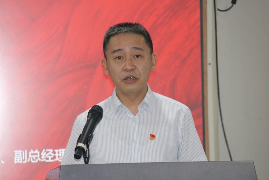 人保伴您前行,人保财险 _2025年股票配资行业产业链结构及前景预测