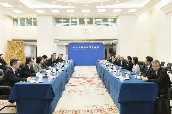 商务部召开专场外企圆桌会 外企:愿继续加大在华投入
