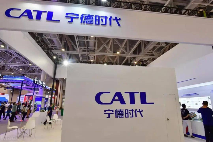 宁德时代发布第二代钠新电池 24只概念股业绩报喜