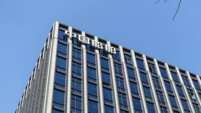 上海电气：去年超八成净利靠非经常性损益，毛利率全线承压