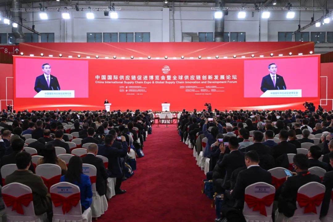中国贸促会会长任鸿斌会见美国高通公司总裁安蒙、嘉吉公司董事会主席尚博远