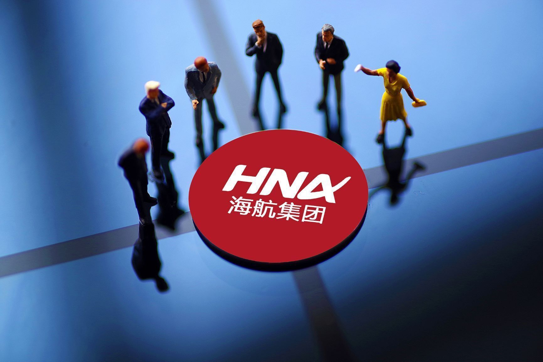 两只A股,“摘星脱帽”