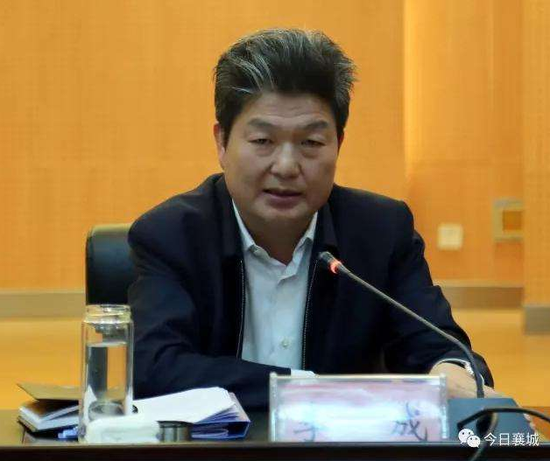 许昌市委书记杨小菁会见百菲萨集团全球总裁阿西亚