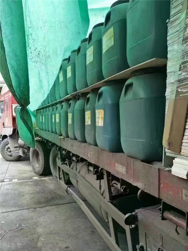福斯特获得实用新型专利授权:“一种卷材运输用的固定装置”