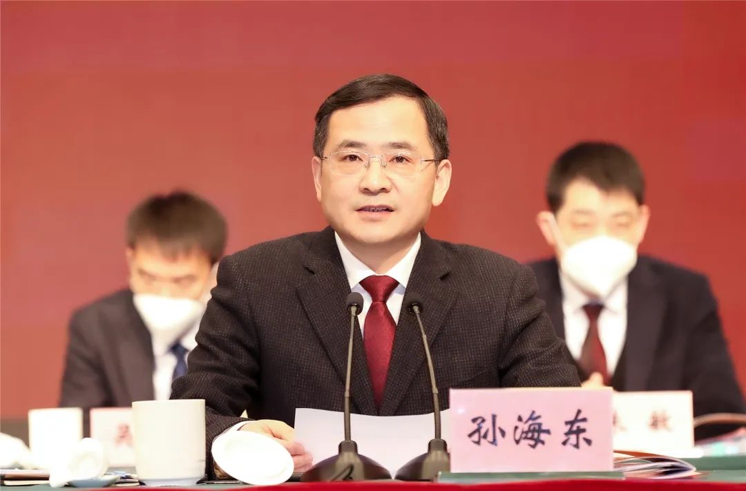 武汉市激发产业创新活力专项行动方案:加强科技型企业上市培育